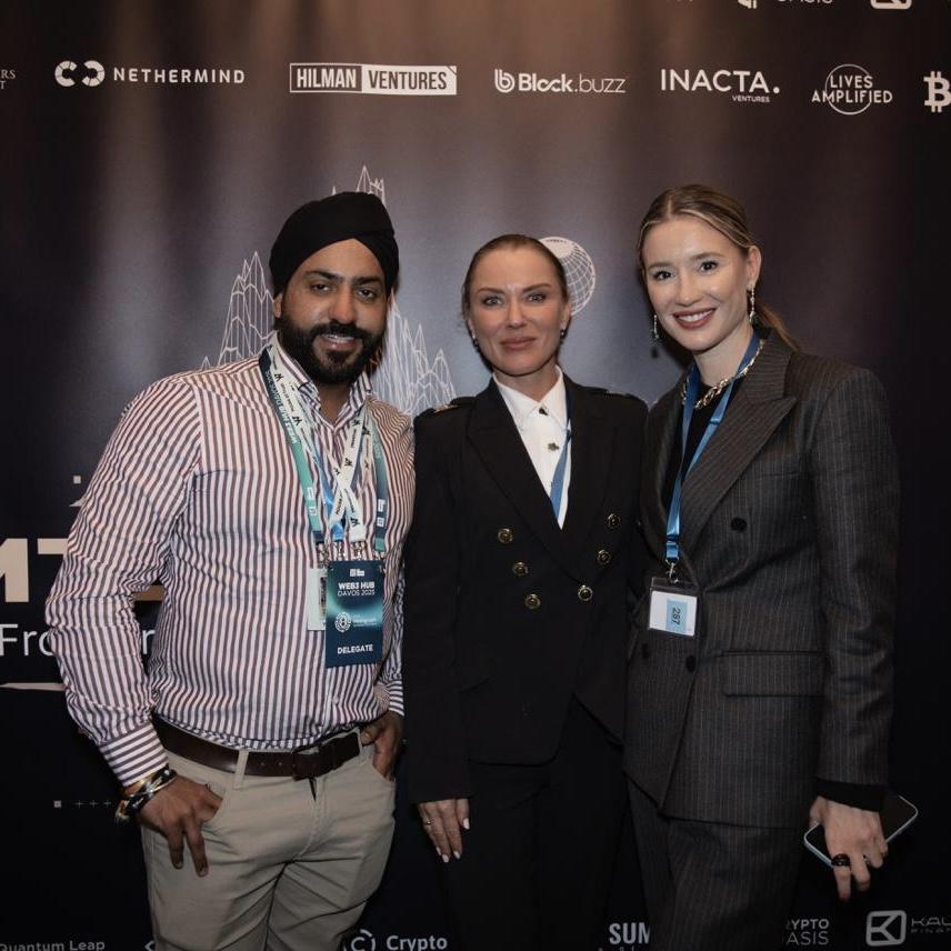 Alena Yudina speaking at the EmTech Investment Meeting in Switzerland